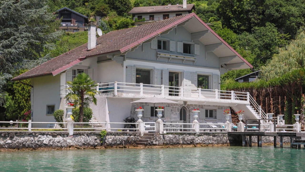 Photo of Outdoor in Angon