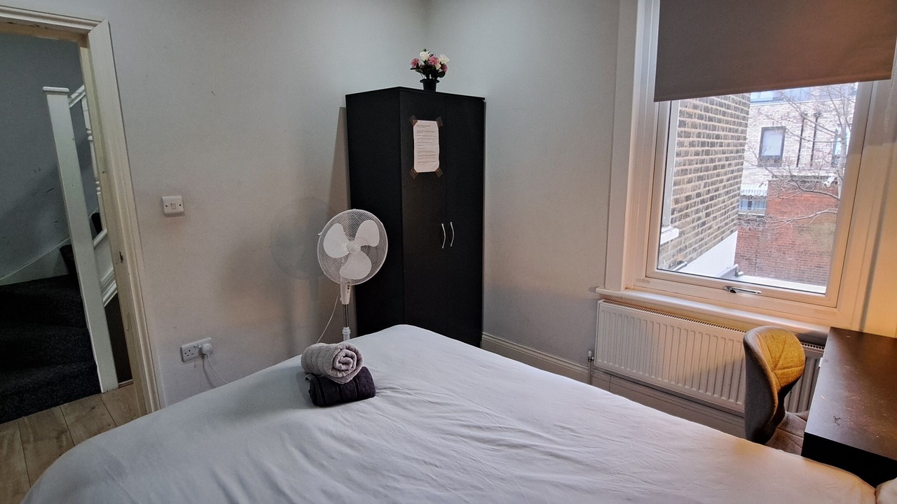 Photo of Bedroom in Boleyn