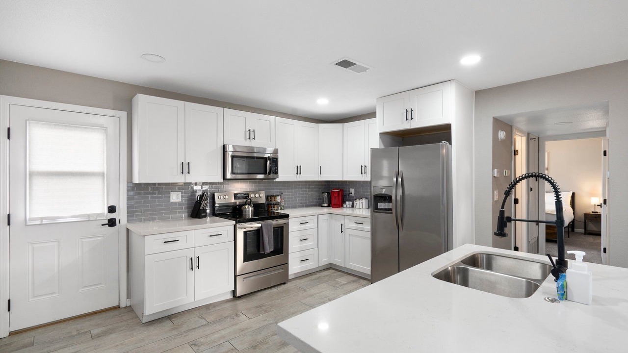 Photo of Kitchen in New Papago Parkway
