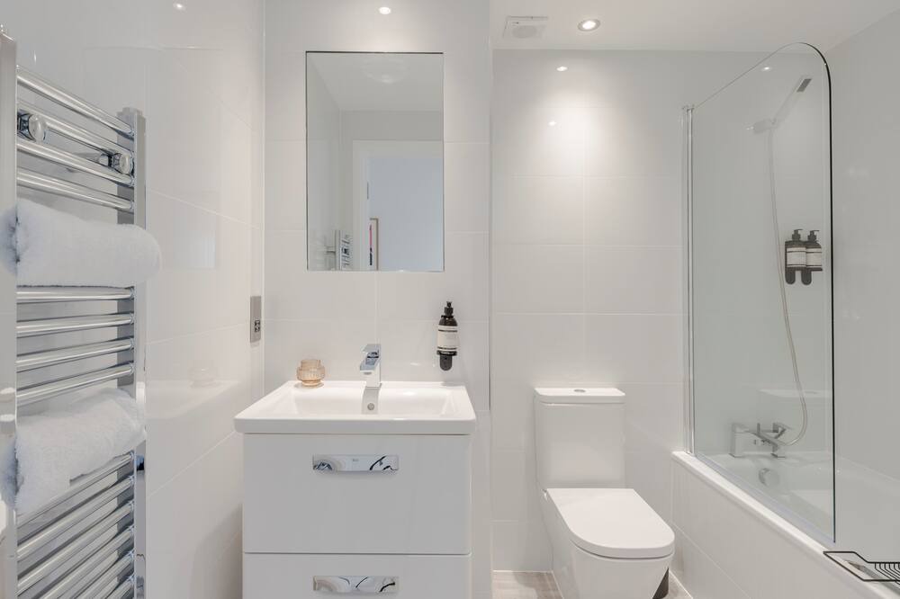 Photo of Bathroom in East Walworth