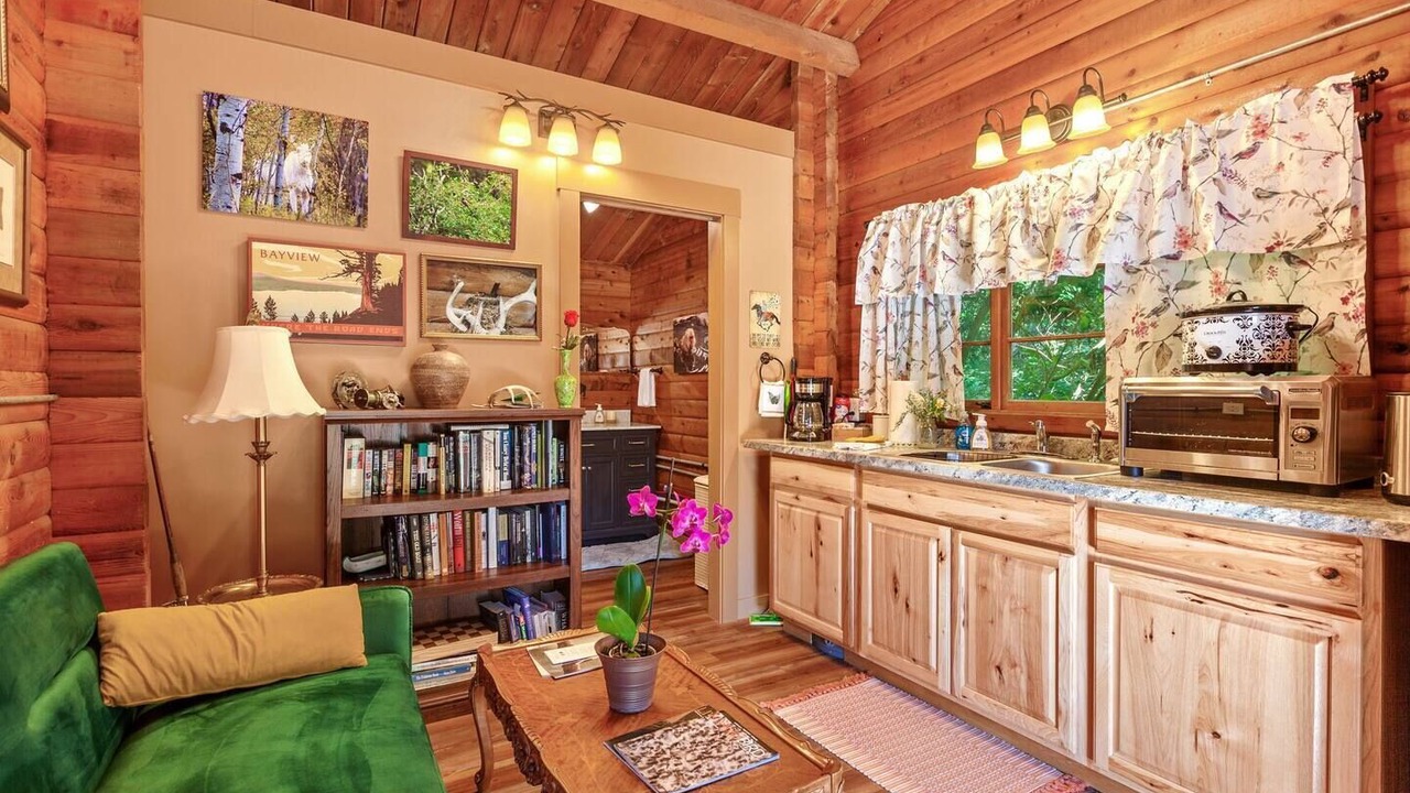 Photo of Kitchen in Bayview