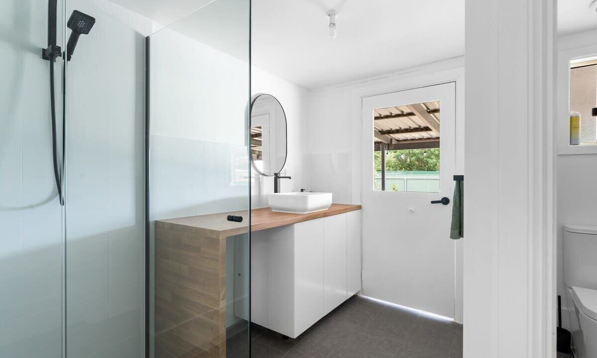 Photo of Kitchen in Clare