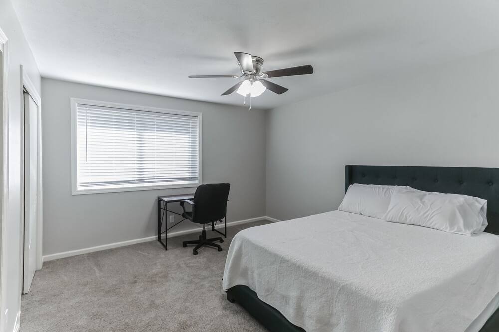 Photo of Bedroom in Albany