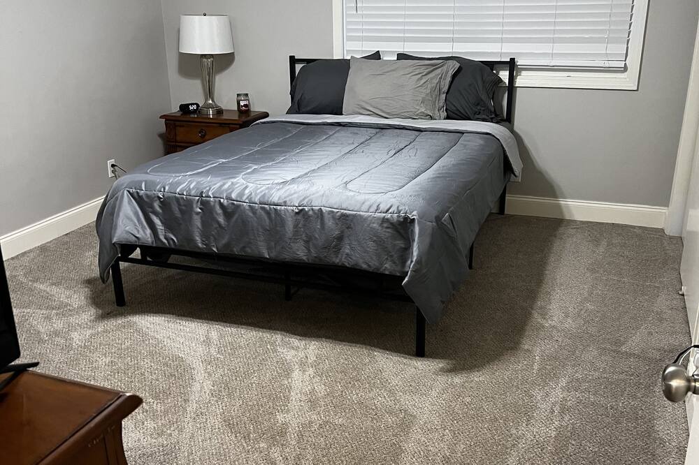 Photo of Bedroom in Albany