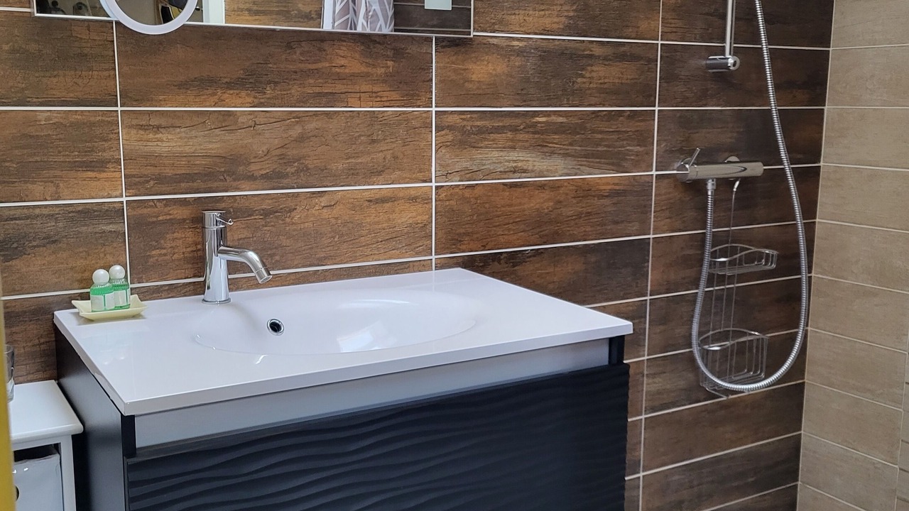 Photo of Bedroom in Saint-Victor-de-Malcap