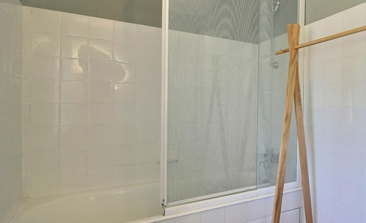 Photo of Others in Saint-Grave