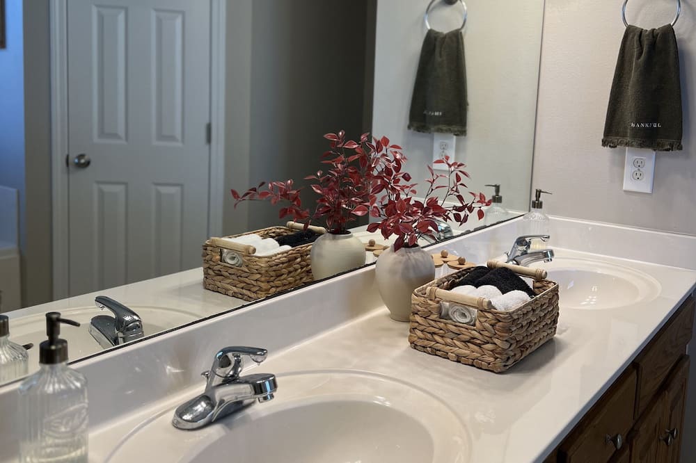 Photo of Bathroom in Bryant
