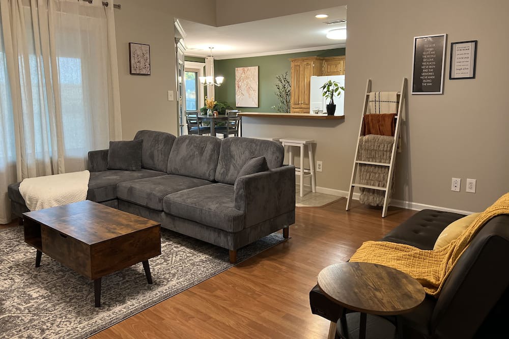 Photo of Bedroom in Bryant
