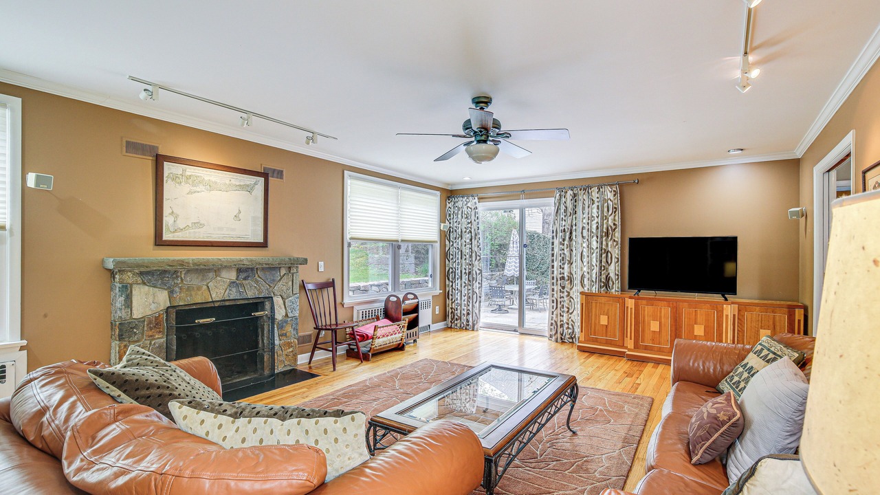 Photo of Others in Mount Kisco