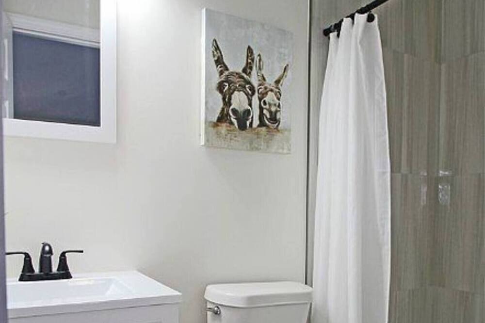 Photo of Bathroom in East Irondequoit