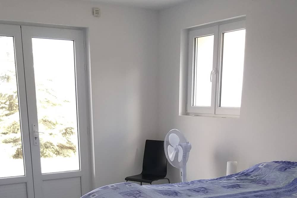 Photo of Bedroom in Montirat
