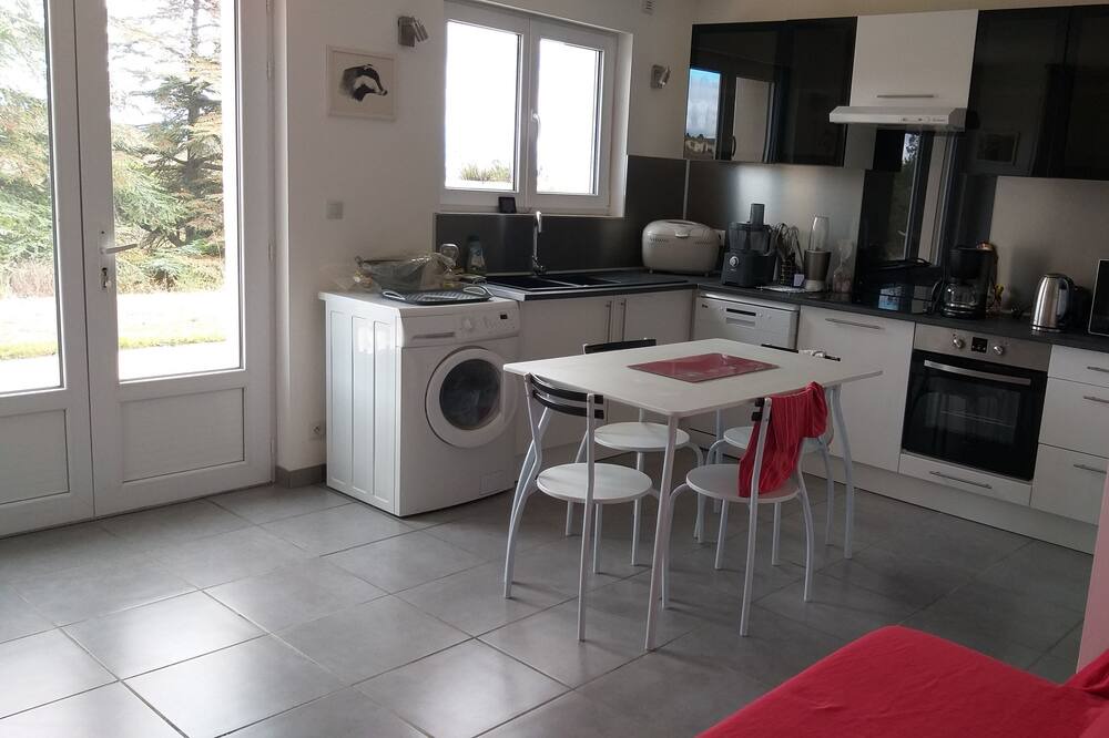 Photo of Kitchen in Montirat