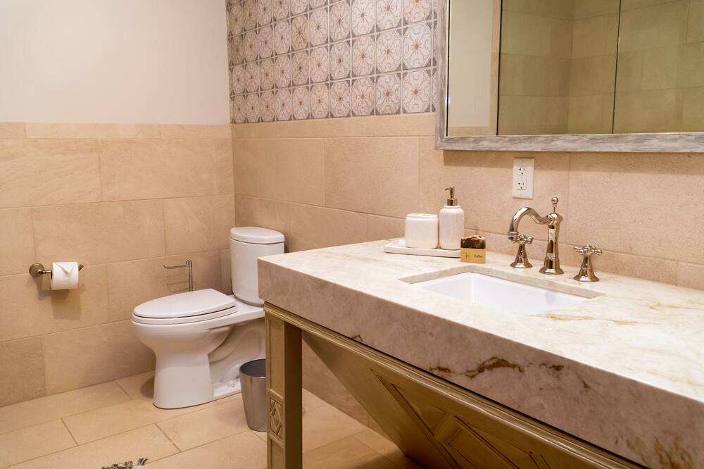 Photo of Bathroom in Willcox