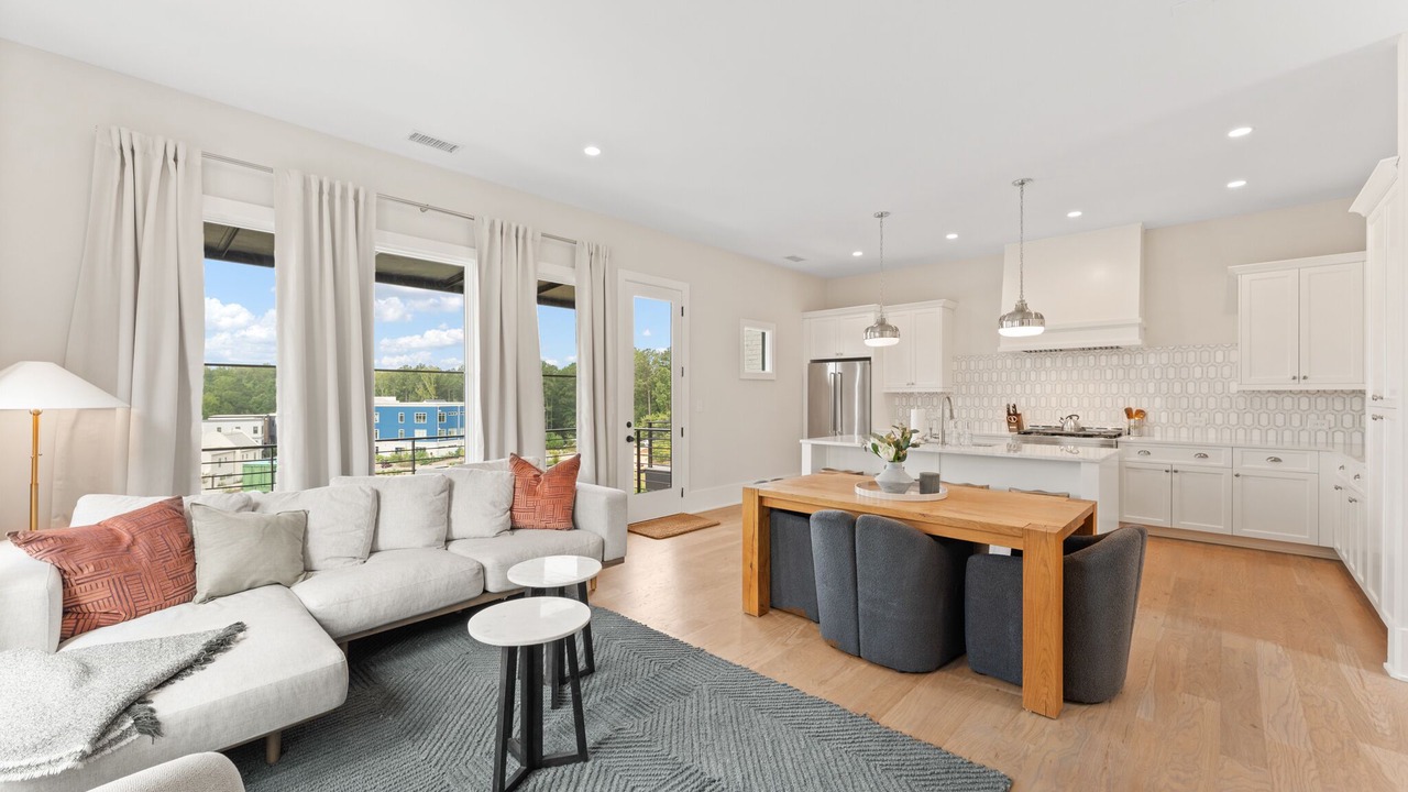 Photo of Livingroom in Chattahoochee Hills