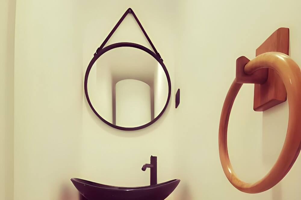 Photo of Bathroom in Centre Ville