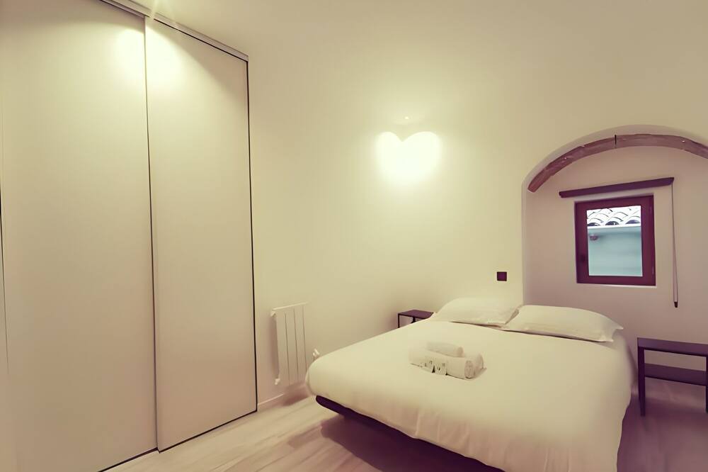 Photo of Bedroom in Centre Ville