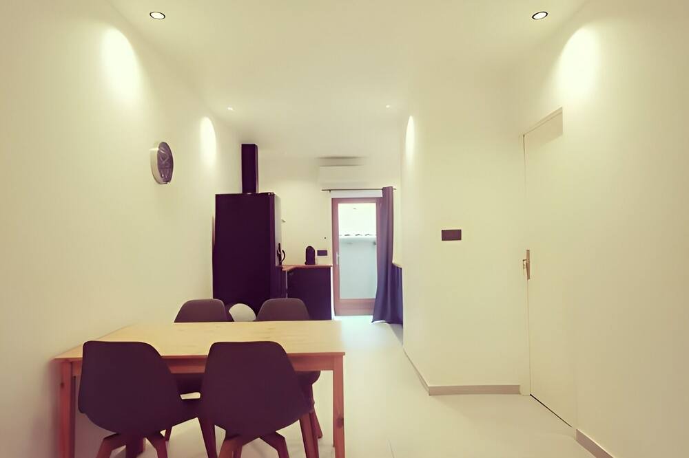 Photo of Livingroom in Centre Ville
