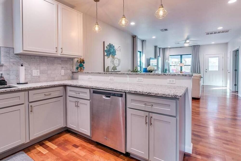 Photo of Kitchen in Guthrie