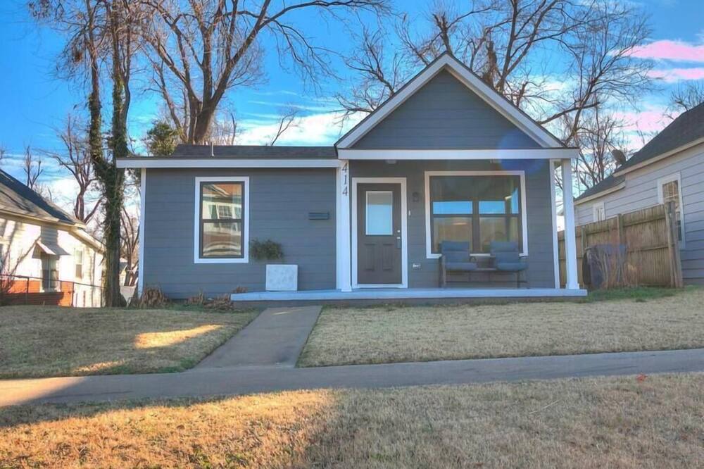 Photo of Outdoor in Guthrie