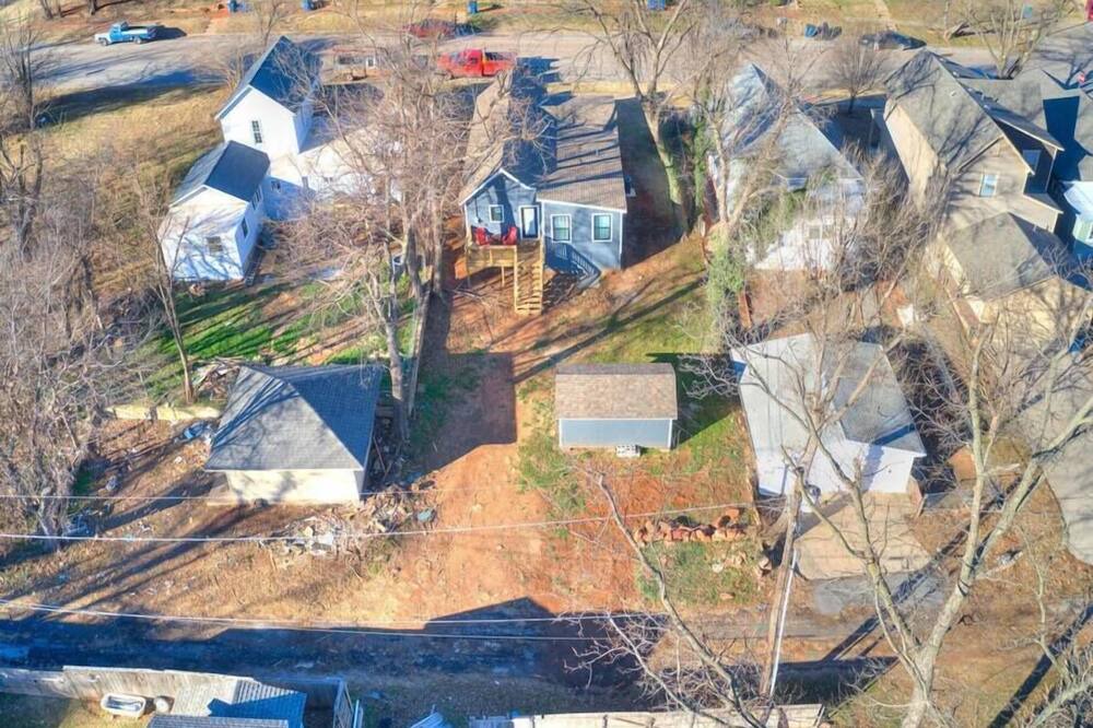 Photo of Outdoor in Guthrie