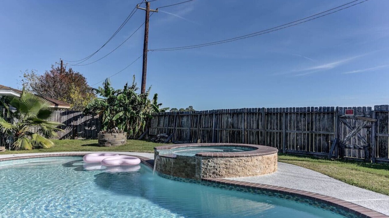 Photo of Outdoor in Clear Lake