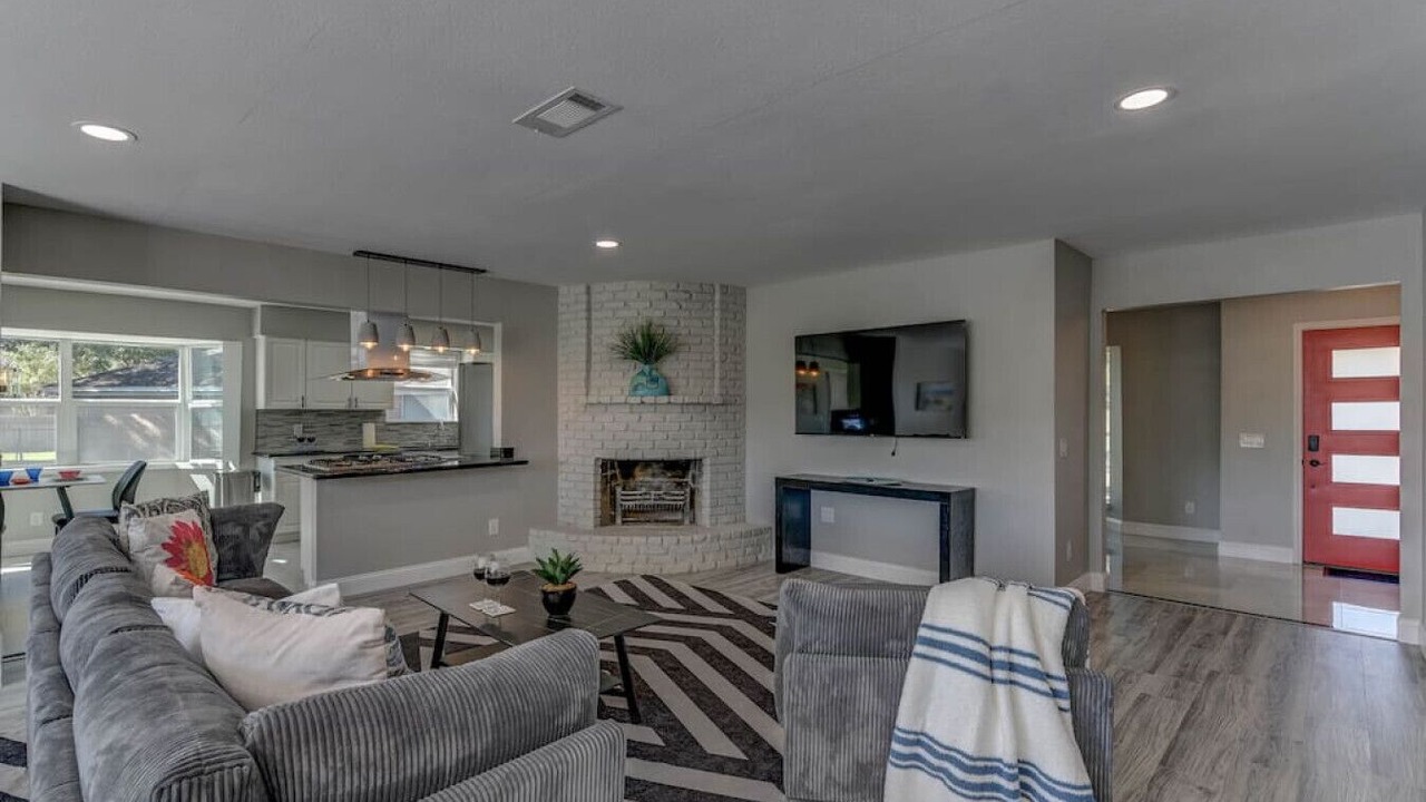 Photo of Livingroom in Clear Lake