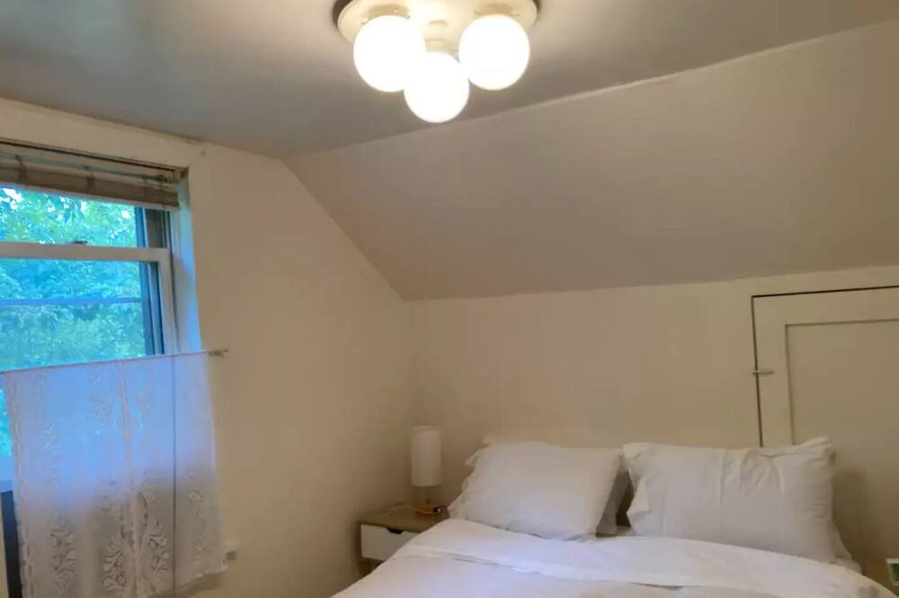 Photo of Bedroom in West Shokan