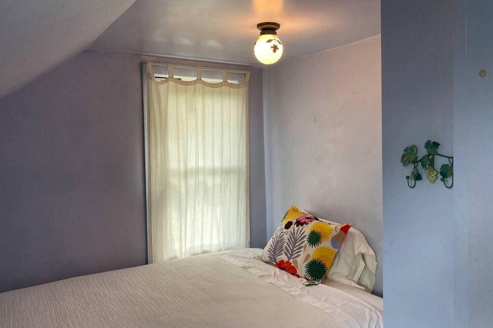 Photo of Bedroom in West Shokan