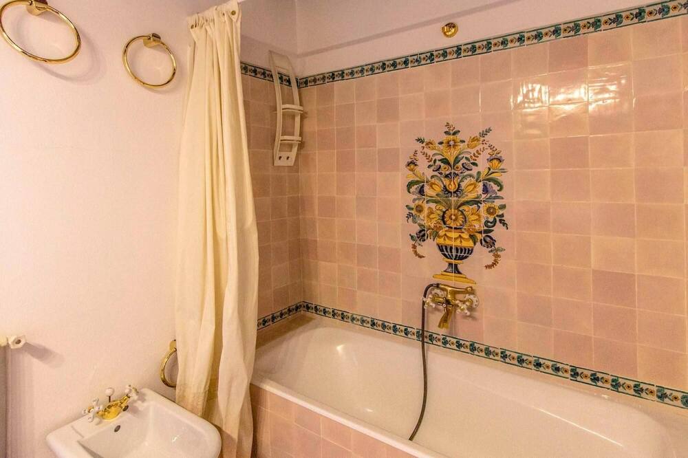 Photo of Bathroom in Castellar del Valles