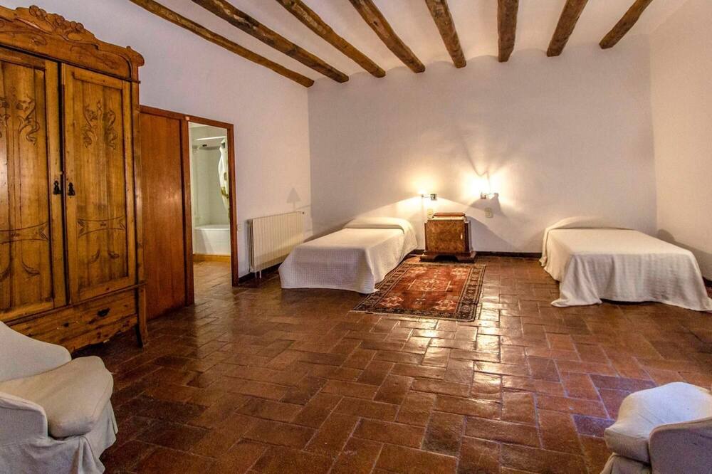 Photo of Bedroom in Castellar del Valles