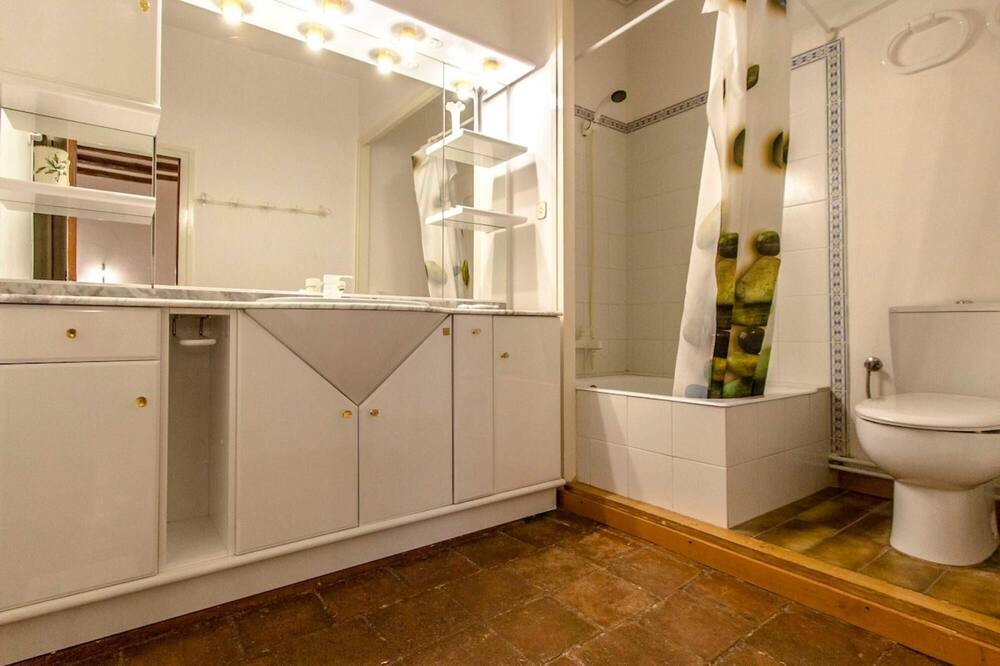 Photo of Bathroom in Castellar del Valles