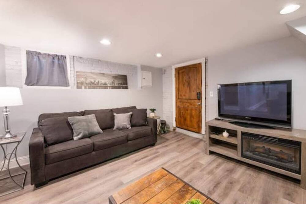 Photo of Livingroom in Uptown