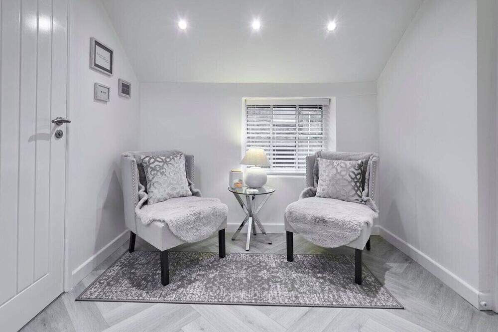 Photo of Others in Chapel en le Frith