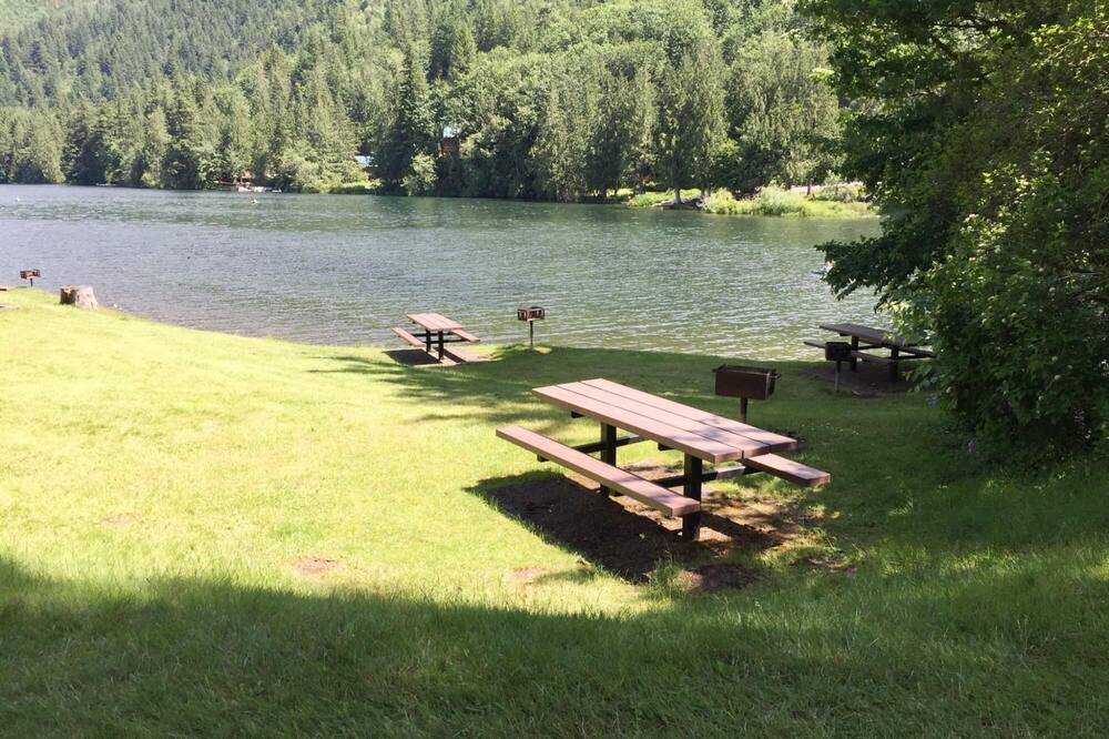 Photo of Outdoor in Maple Falls