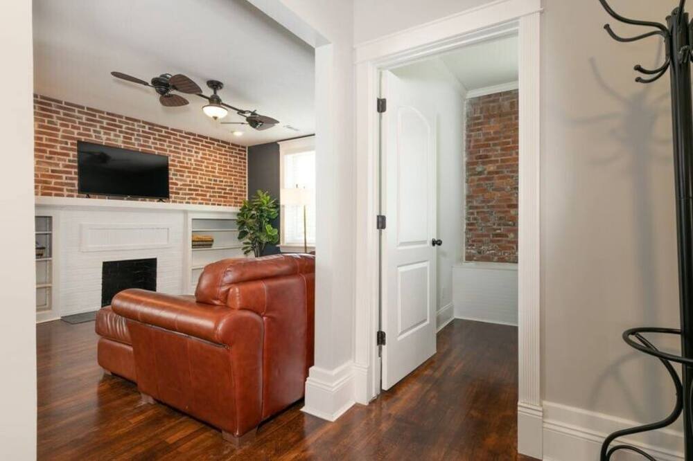 Photo of Bedroom in Shaw