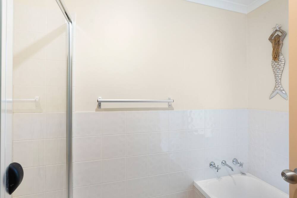 Photo of Others in Second Valley