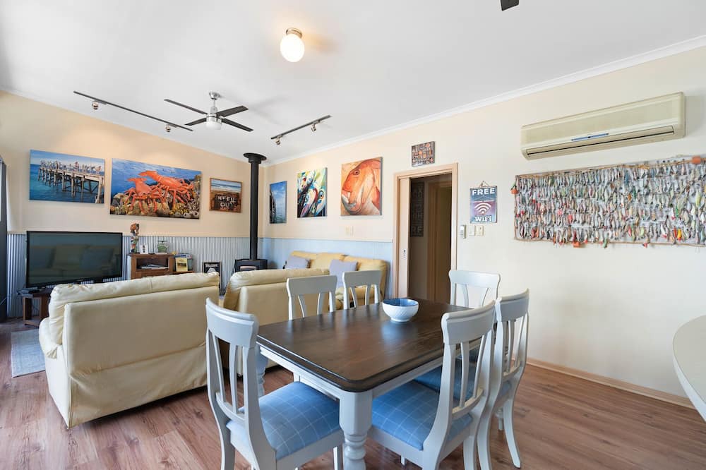 Photo of Others in Second Valley