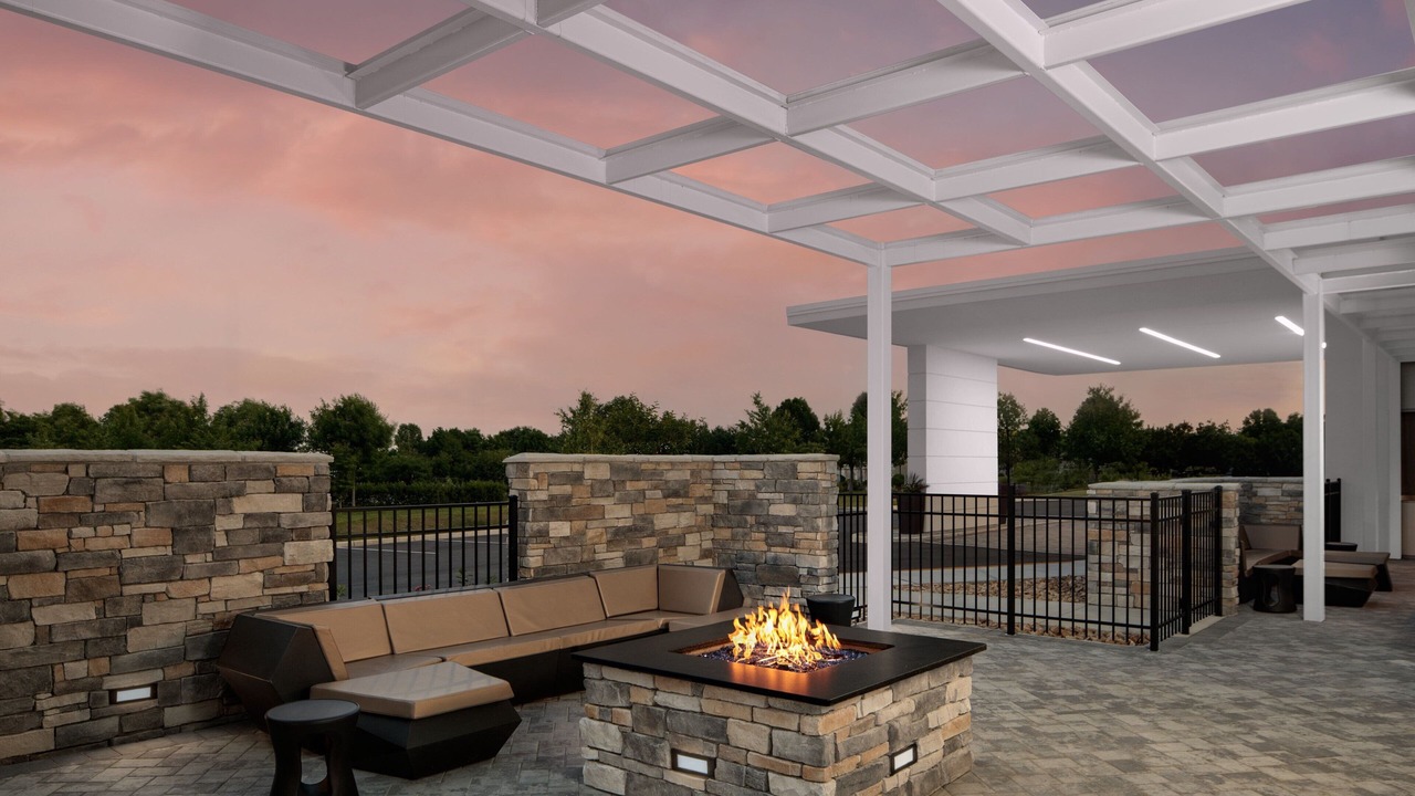 Photo of Outdoor in Hollins