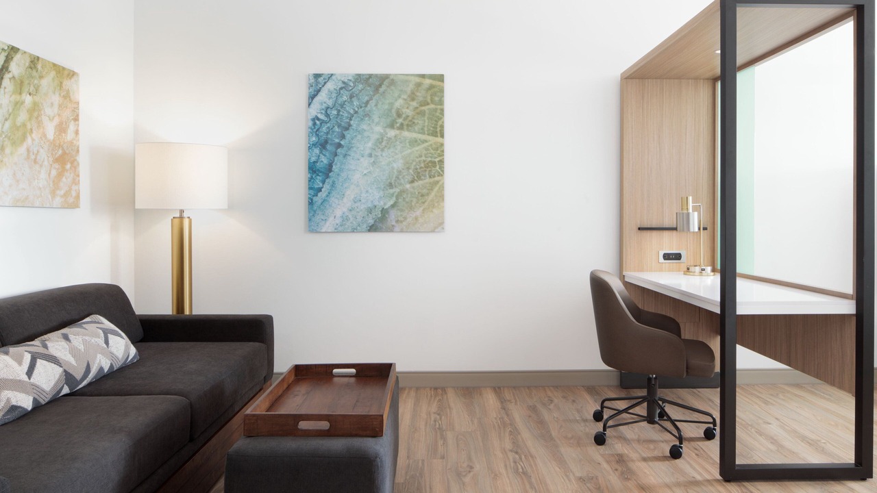 Photo of Livingroom in Hollins