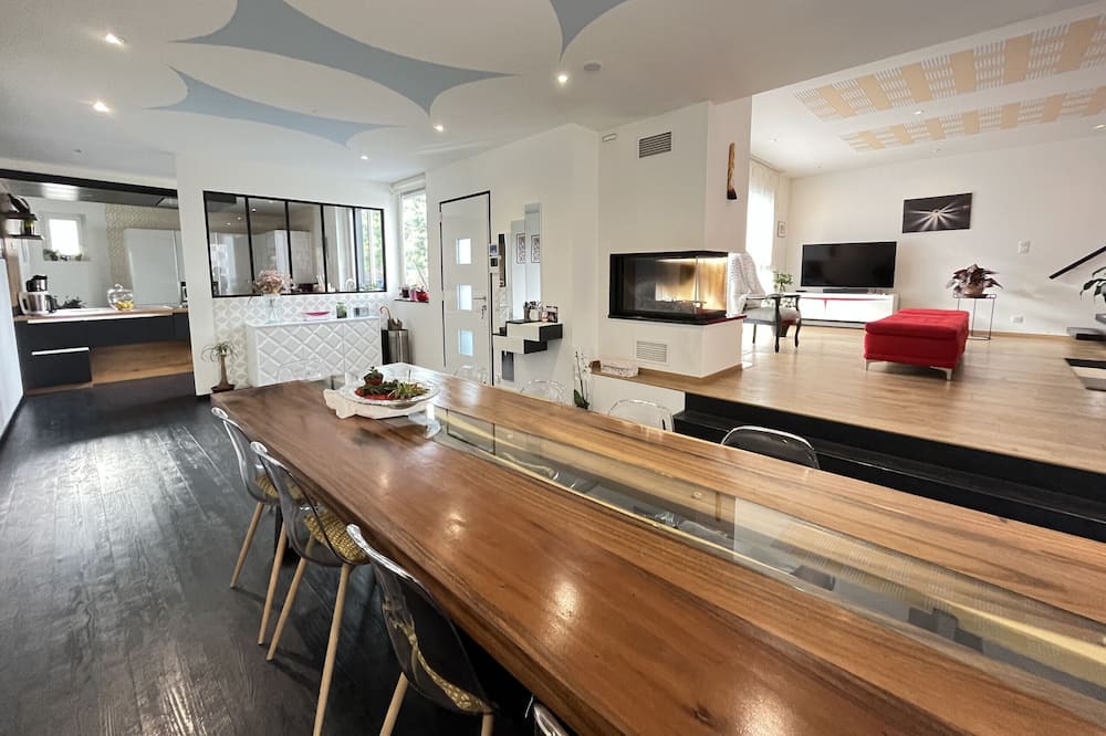 Photo of Livingroom in Le Mans