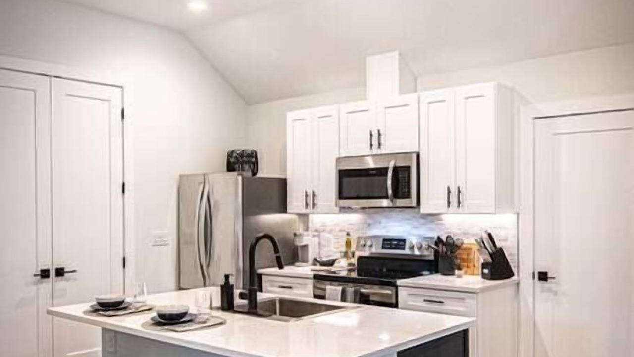 Photo of Kitchen in Montopolis