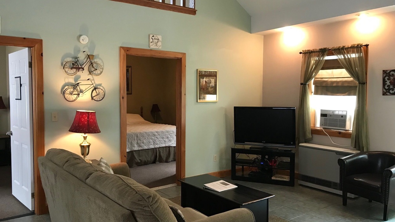 Photo of Livingroom in Cooperstown