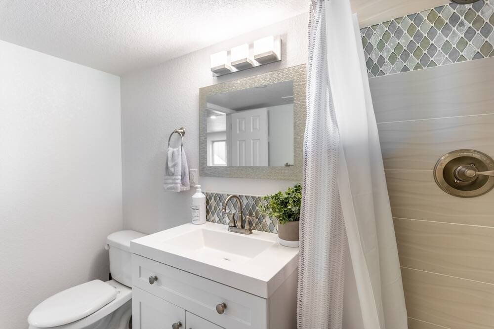 Photo of Bathroom in Scenic Heights