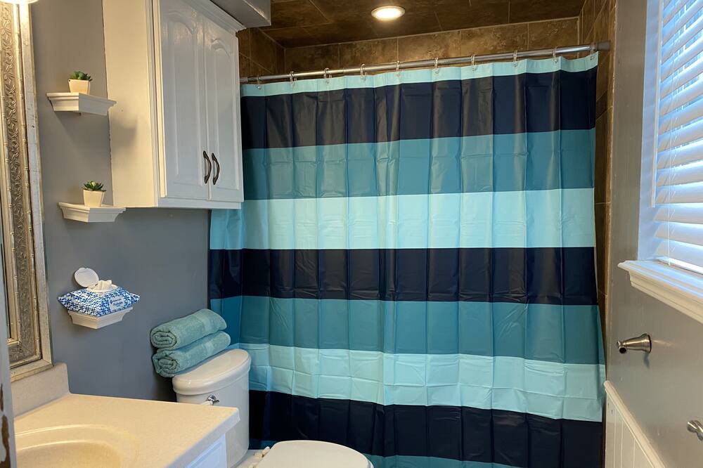 Photo of Bathroom in Moore
