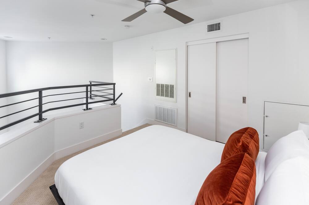 Photo of Bedroom in Glendale