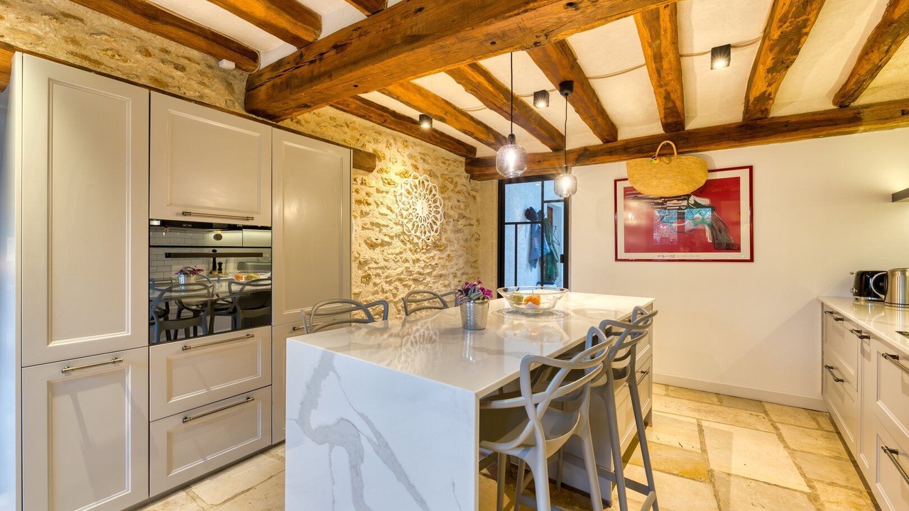 Photo of Kitchen in Saint-Leger-en-Yvelines