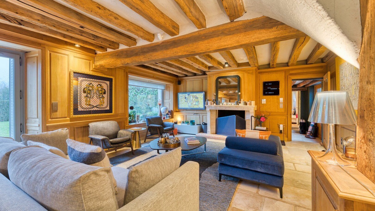 Photo of Livingroom in Saint-Leger-en-Yvelines