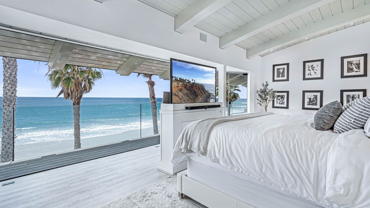 Photo of Others in Eastern Malibu