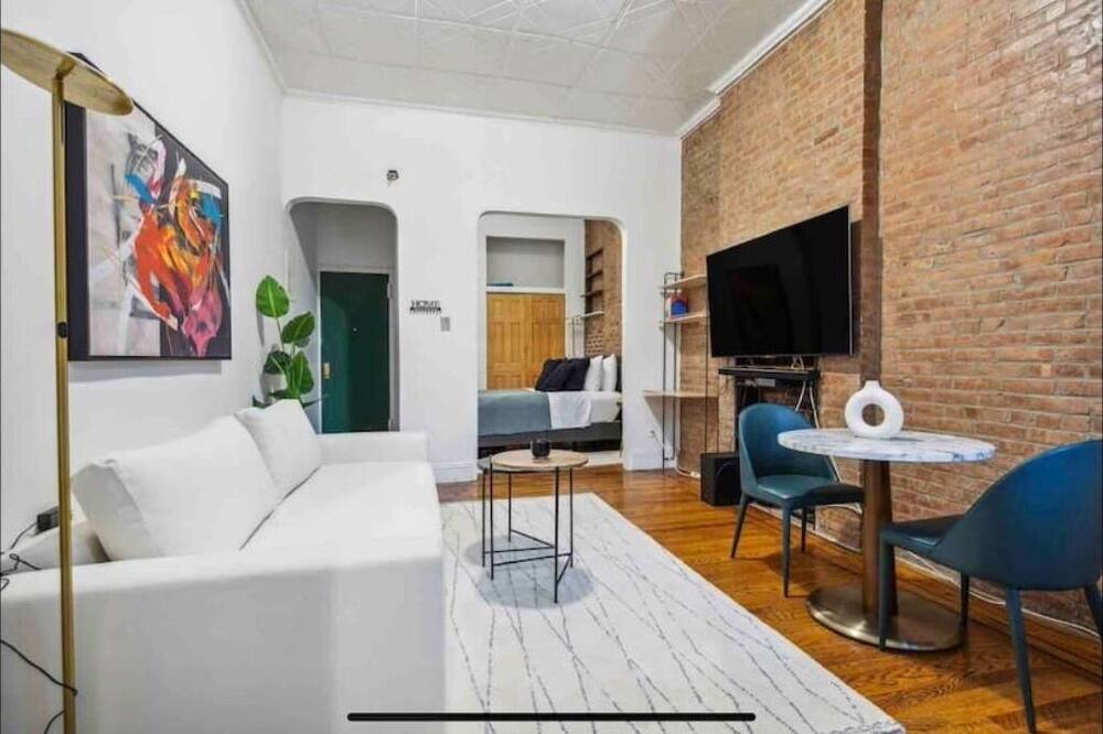 Photo of Others in Gowanus