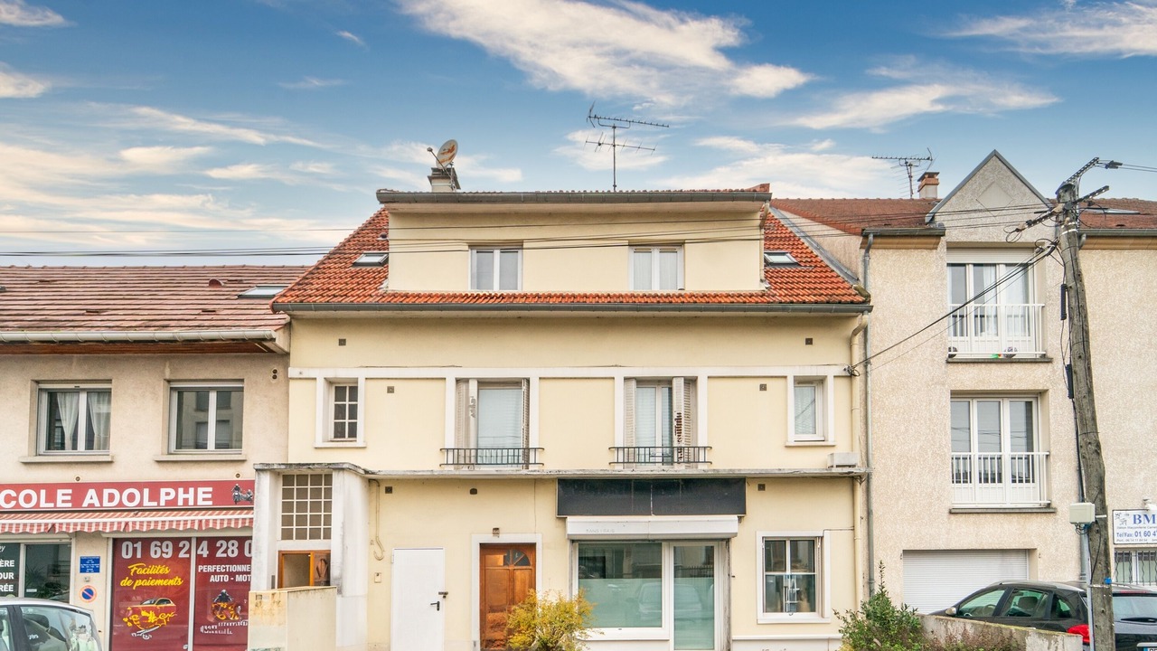 Photo of Outdoor in Port-Aviation